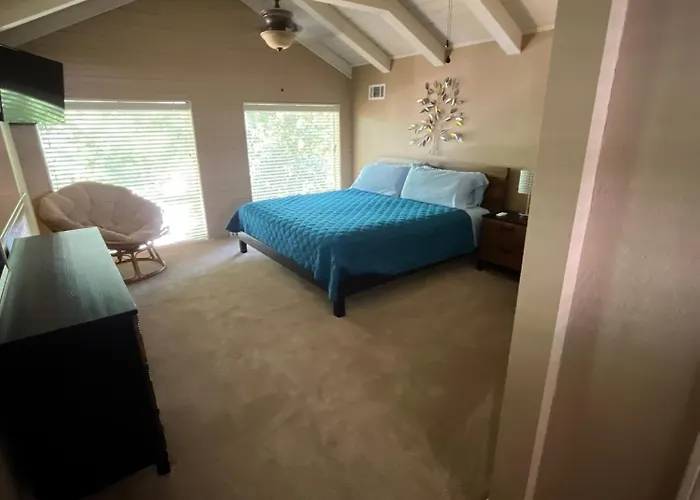 Hideaway - 3 Bedroom Home With Private Pool On Wooded Lot