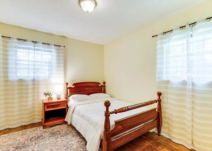 Spacious Yard! Family-Friendly Huntsville Home